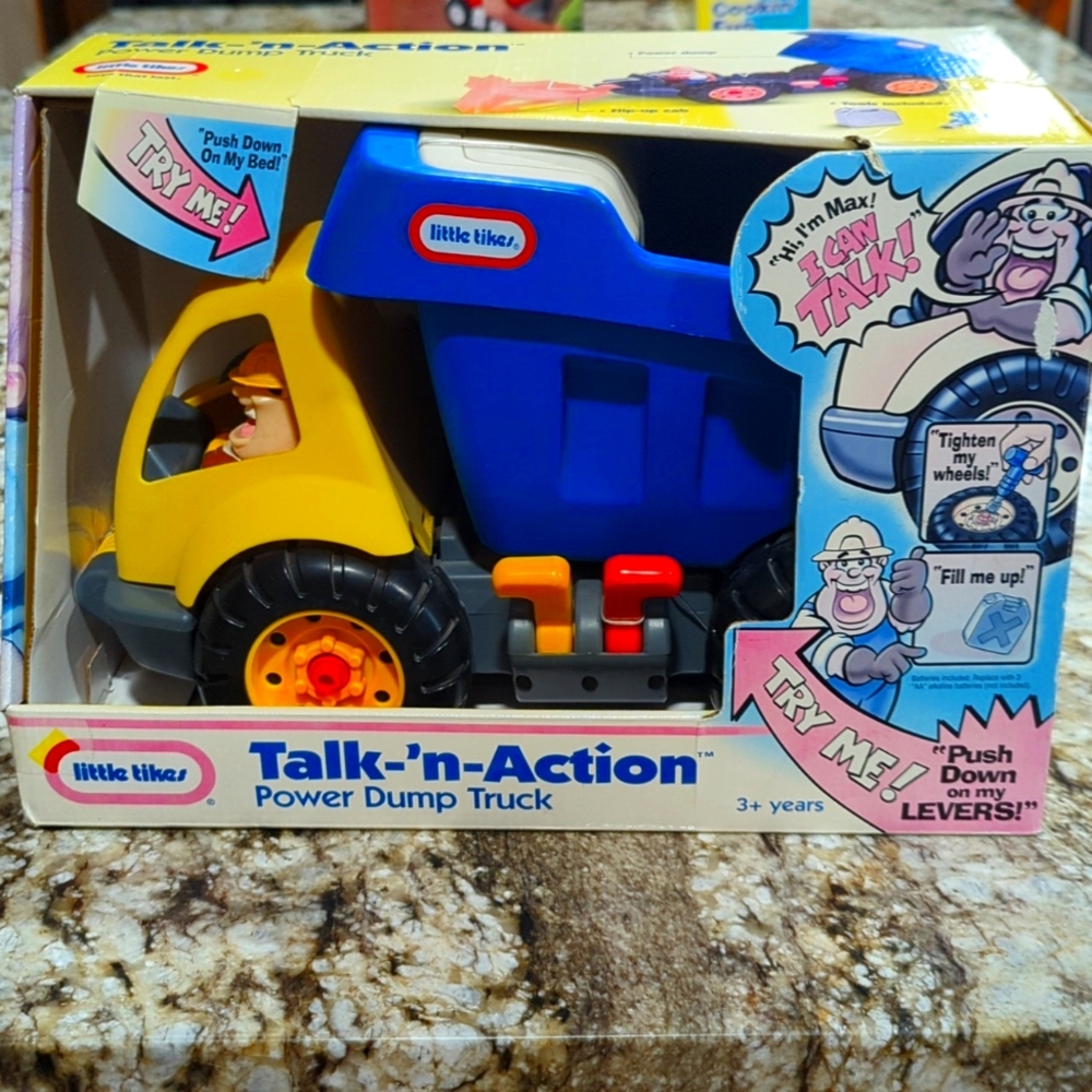 Little Tikes Talk-n- Action Dump Truck